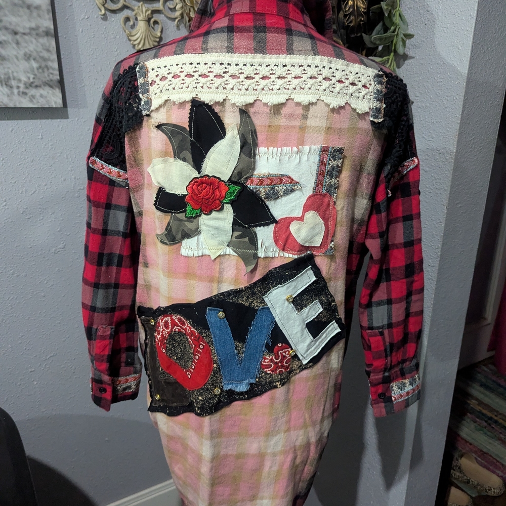Red Plaid Jacket With Love Patchwork - image 1